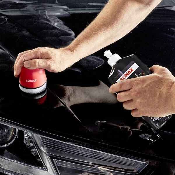 SONAX ABRILLANTADOR + CERA NEGRA 500ML - Imagen 4 SONAX APEXCORSE
