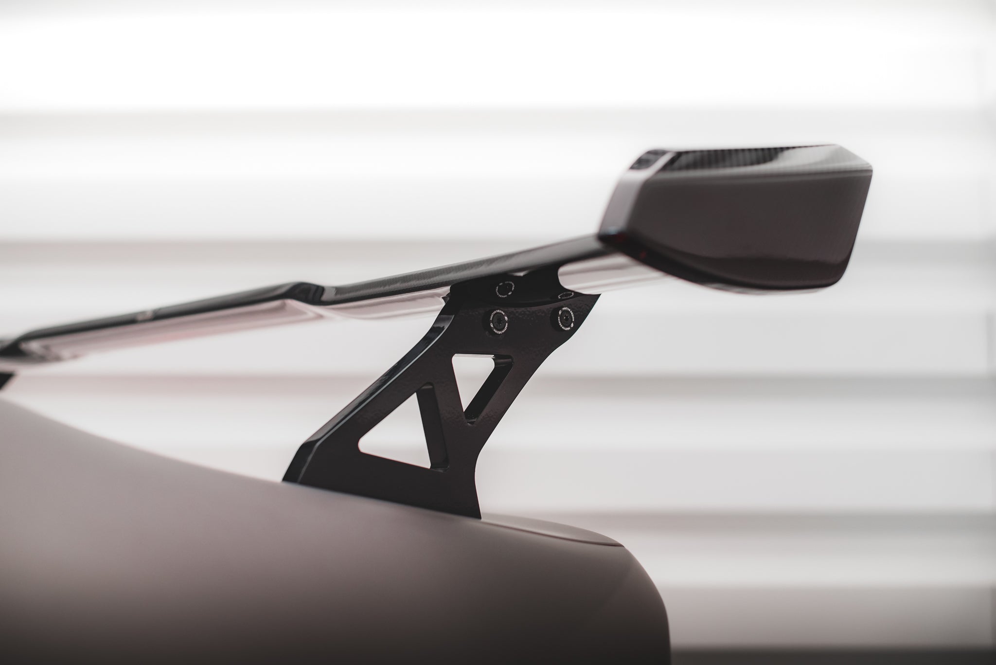 Maxton Design Carbon Fiber Spoiler Wing para BMW M4 G82 / G82 Facelift / M440i / 4 M-Pack G22 / G22 Facelift - imagen 7