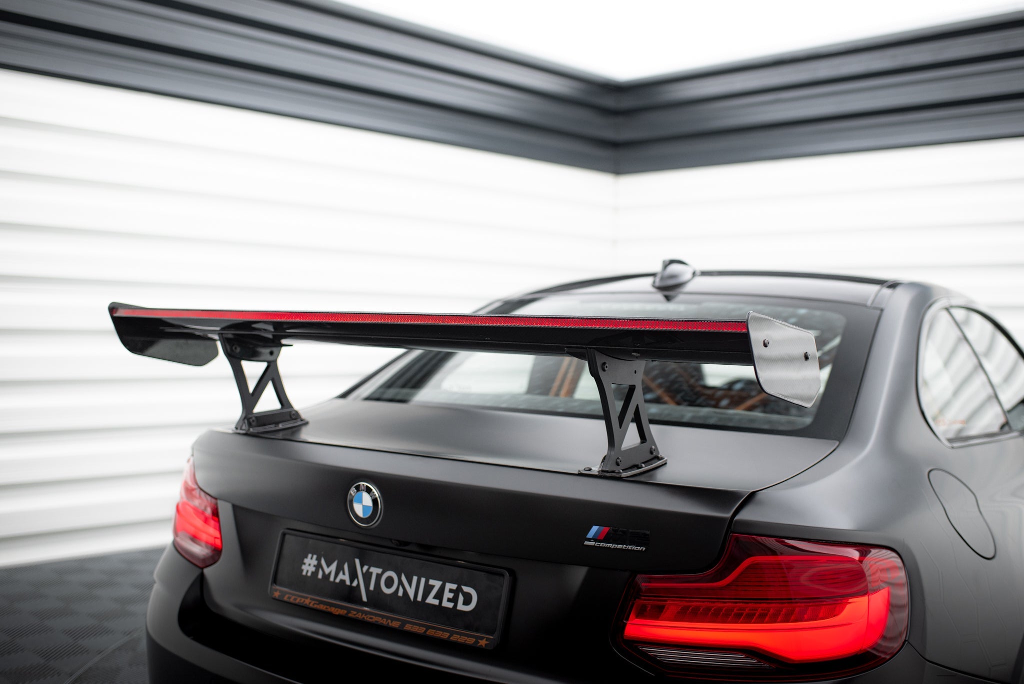 Maxton Design Alerón de carbono With Internal Brackets Uprights + LED para BMW M2 F87 / 2 / 2 M-Pack F22 - imagen 10