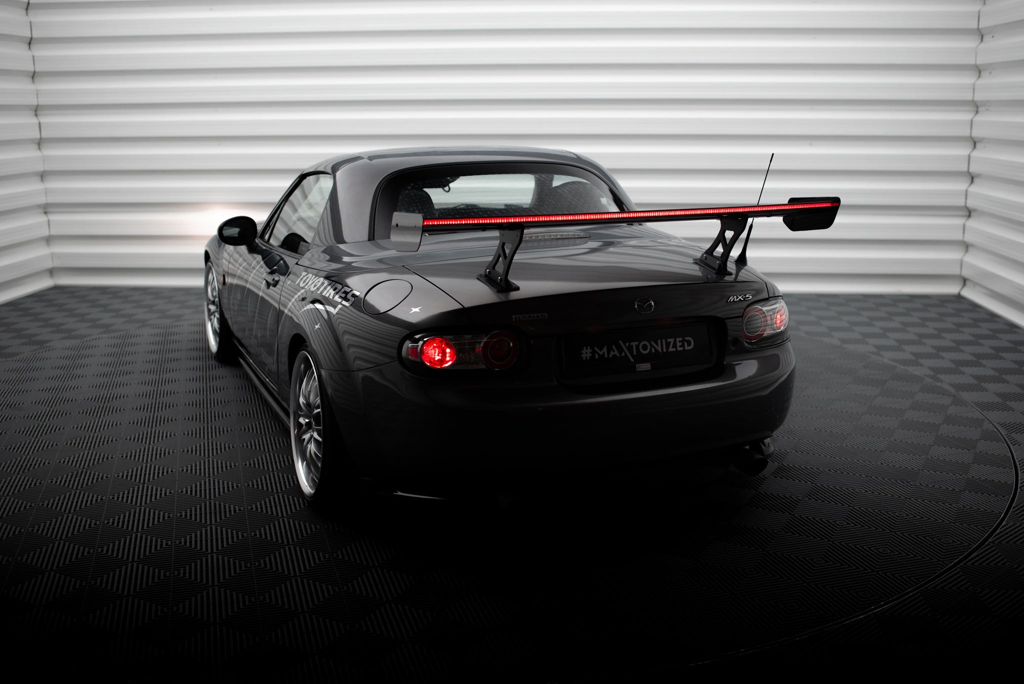 Maxton Design Alerón de carbono + LED para Mazda MX5 Hardtop NC(MK3) - imagen 4
