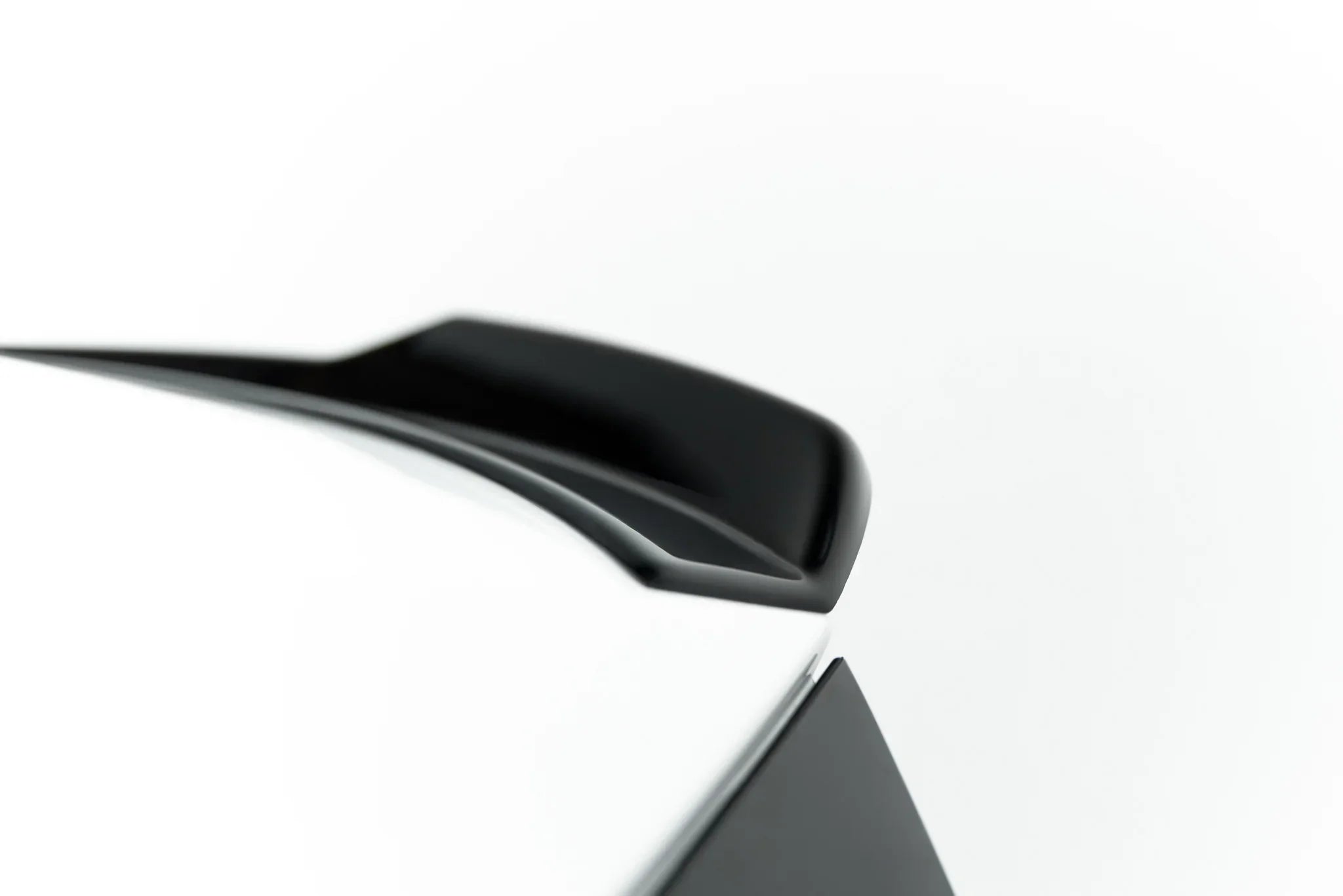 Maxton Design Upper Spoiler Cap para Volkswagen T-Roc R-Line Mk2 - imagen 5