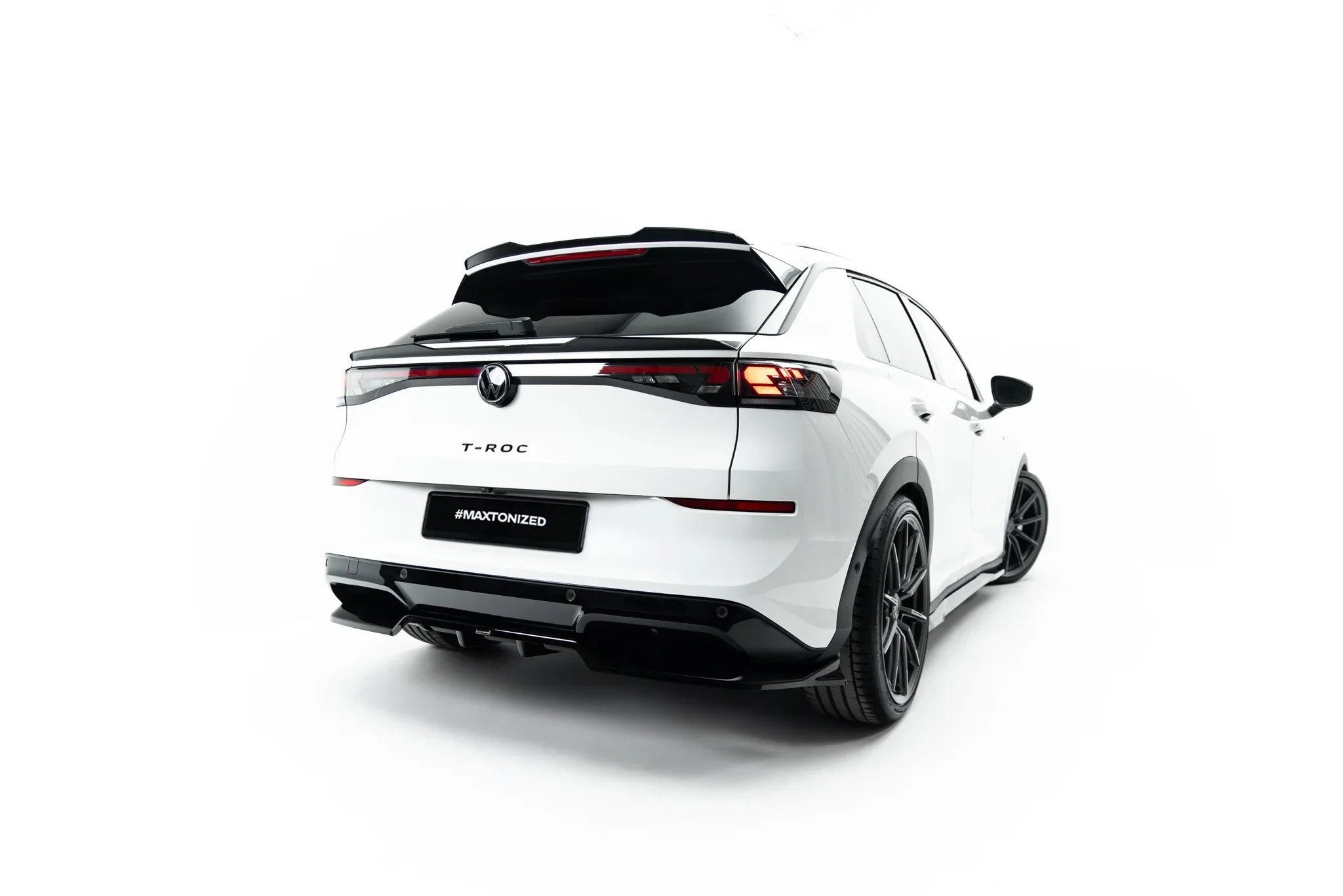 Maxton Design Bottom Spoiler Cap para Volkswagen T-Roc R-Line Mk2 - imagen 2
