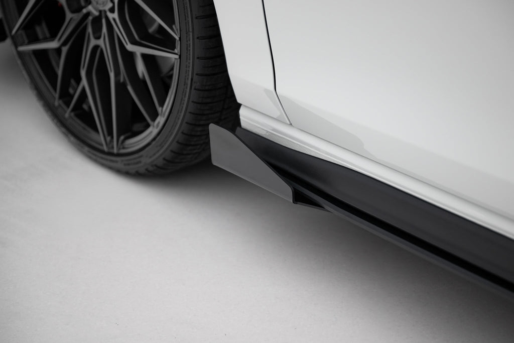 Maxton Design Street Pro Side Skirts Diffusers + Flaps para Volkswagen Golf GTI / GTE / GTI Clubsport / R-Line Mk8 - imagen 4