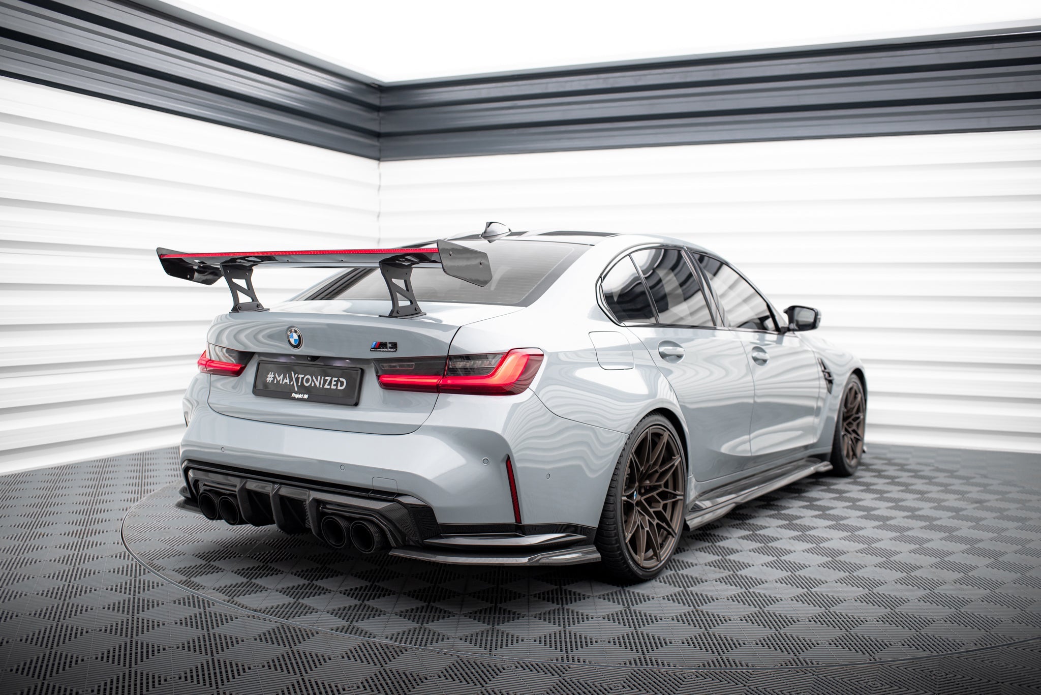 Maxton Design Alerón de carbono With Internal Brackets Uprights + LED para BMW M3 G80 / M340i G20 / 3 M-Pack G20 / 3 Standard G20 - imagen 1