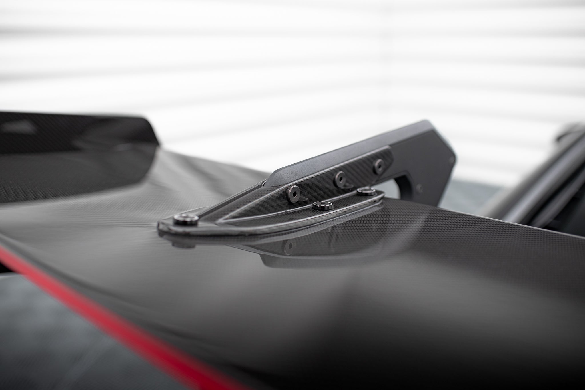 Maxton Design Alerón de carbono + LED para Audi R8 Mk2 - imagen 4