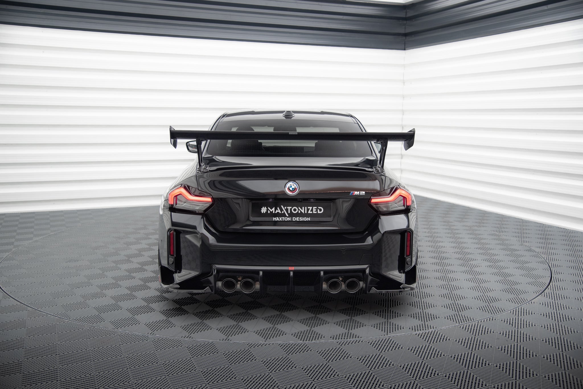 Maxton Design Carbon Fiber Spoiler With External Brackets Uprights para BMW M2 G87 / M240i / 2 M-Pack / 2 Standard G42 - imagen 1