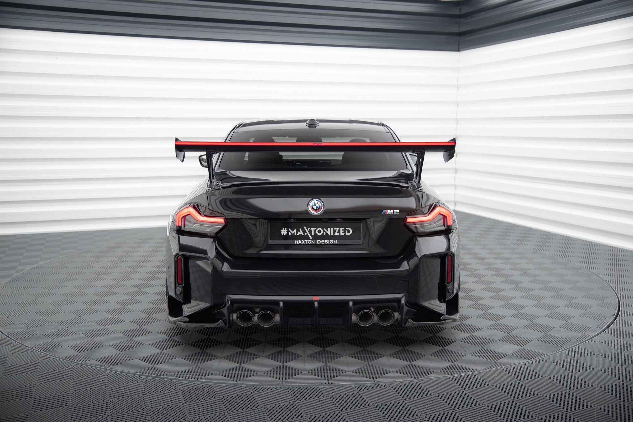 Maxton Design Carbon Fiber Spoiler With External Brackets Uprights +LED light para BMW M2 G87 / M240i / 2 M-Pack / 2 Standard G42 - imagen 1