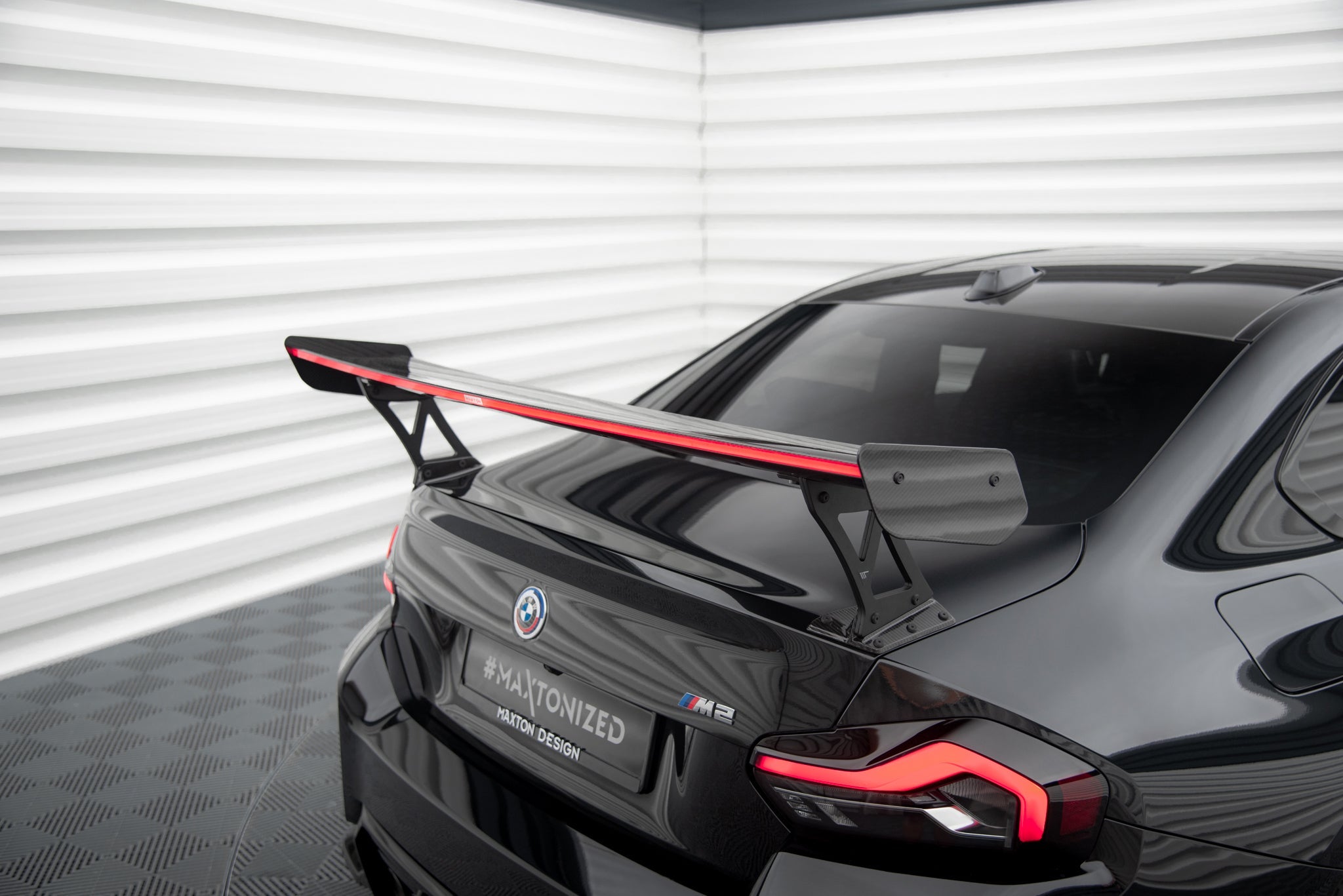 Maxton Design Carbon Fiber Spoiler With External Brackets Uprights +LED light para BMW M2 G87 / M240i / 2 M-Pack / 2 Standard G42 - imagen 10