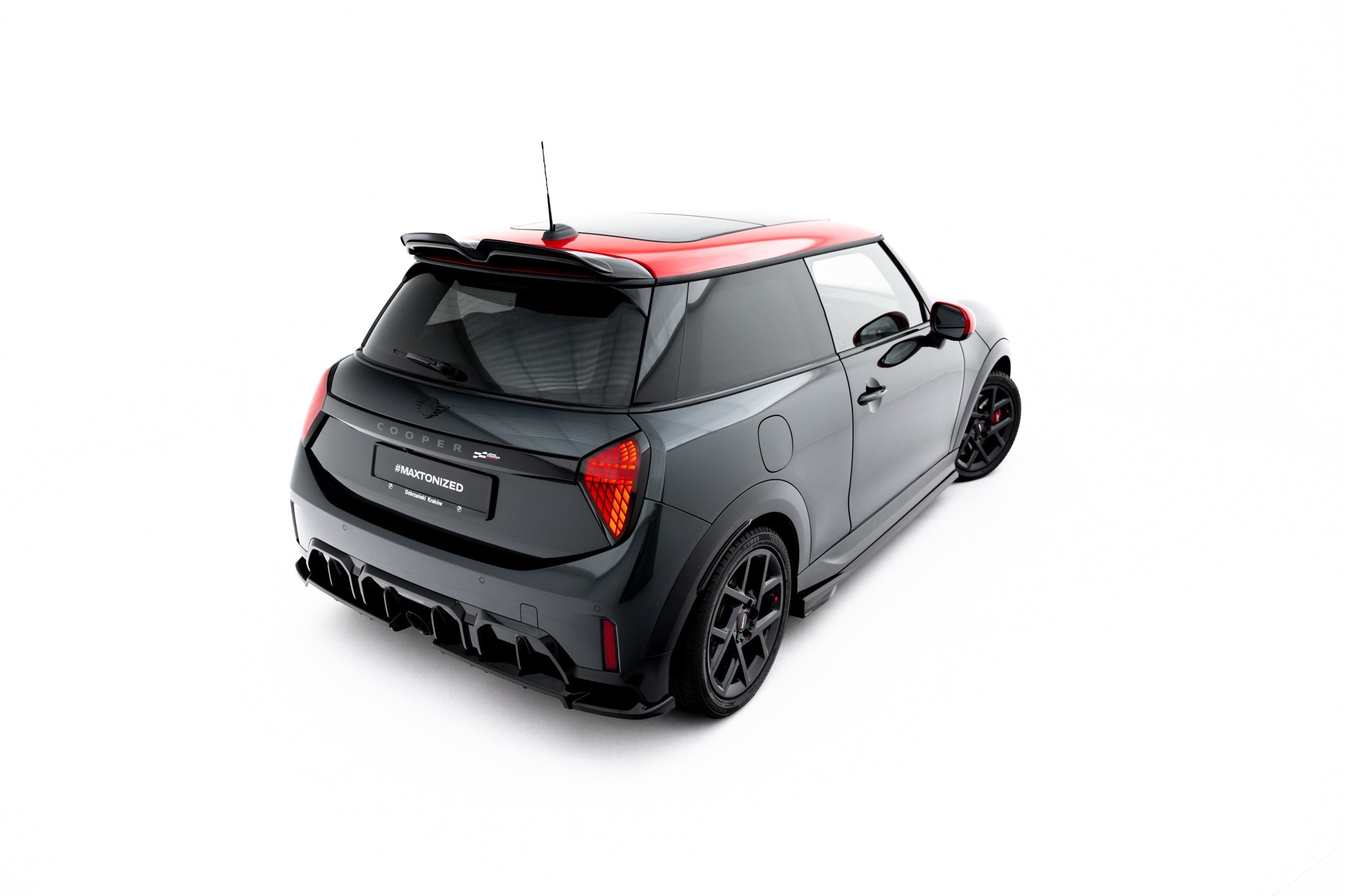 Maxton Design Set of Splitters para Mini Cooper John Cooper Works F66 - imagen 11
