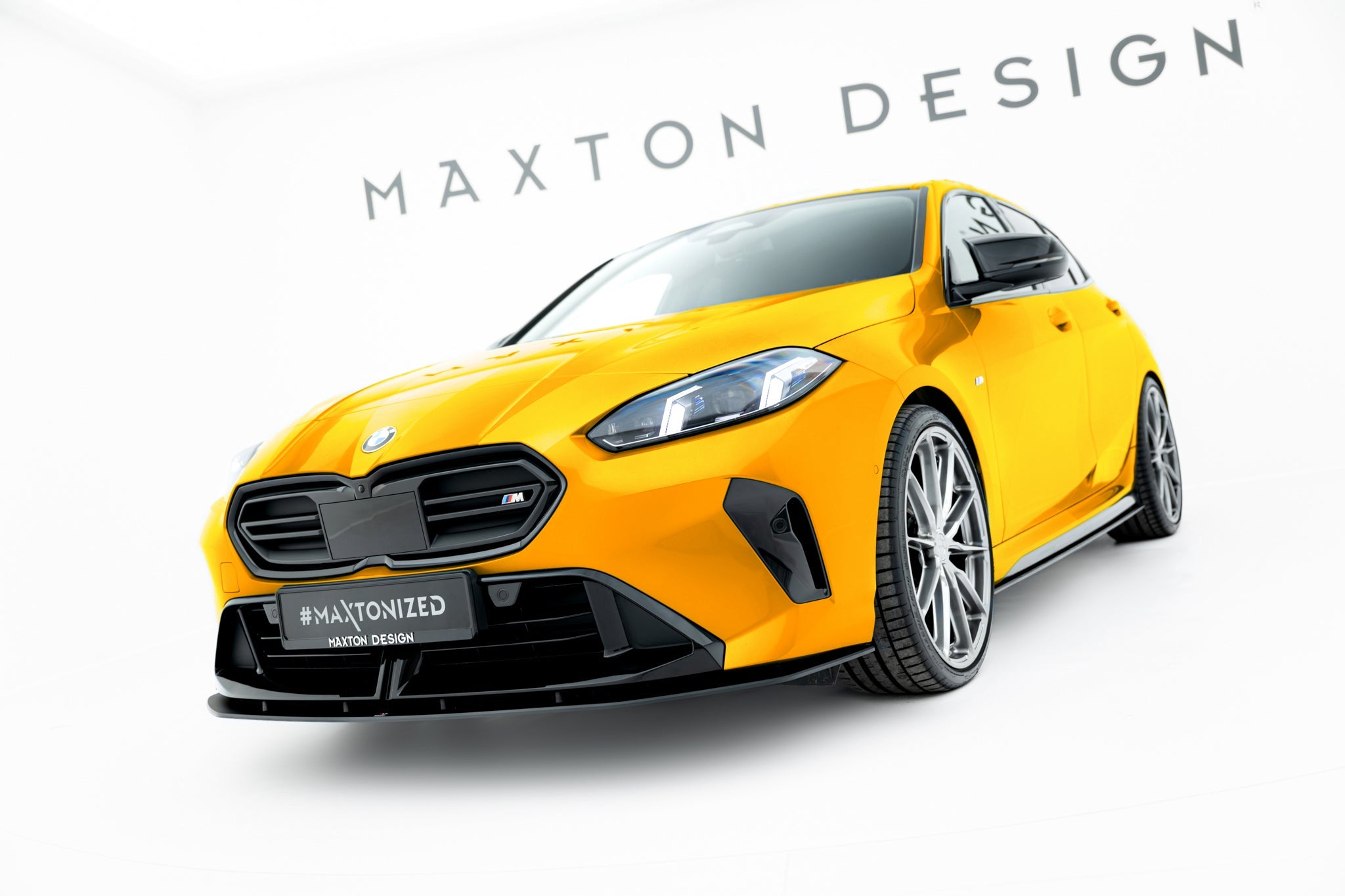 Maxton Design Street Pro Front Splitter para BMW 1 M-Pack F70 - imagen 1