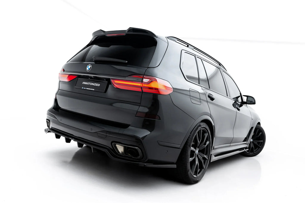 Maxton Design Splitter trasero (With Vertical Bars) para BMW X7 M-Pack G07 - imagen 1