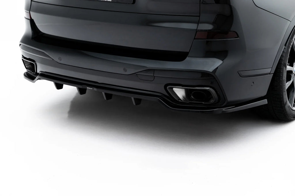 Maxton Design Splitter trasero (With Vertical Bars) para BMW X7 M-Pack G07 - imagen 2