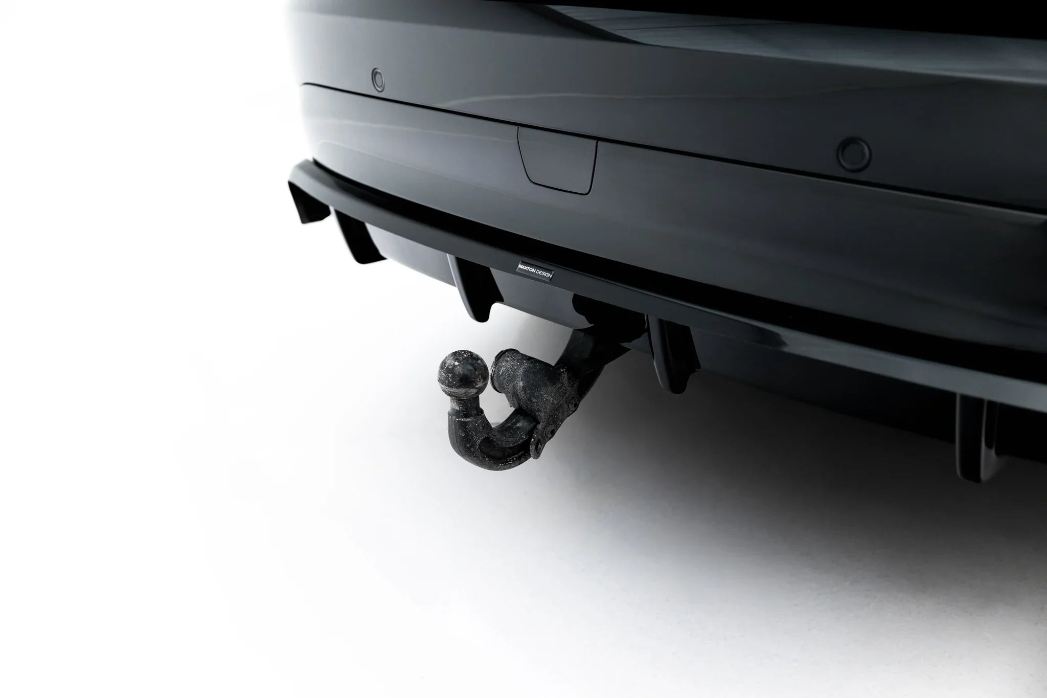 Maxton Design Splitter trasero (with vertical bars) para Land Rover Discovery HSE Mk5 Facelift - imagen 6