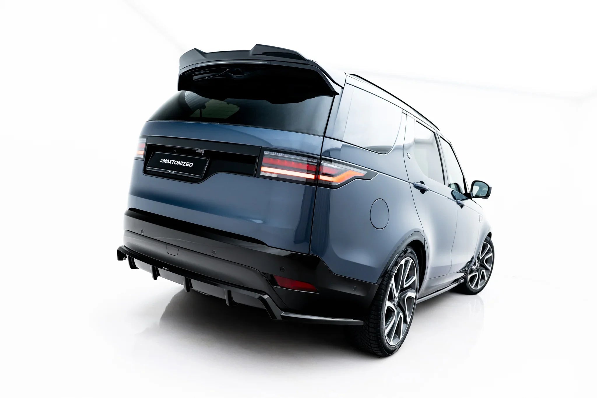 Maxton Design Set of Splitters para Land Rover Discovery HSE Mk5 Facelift - imagen 7