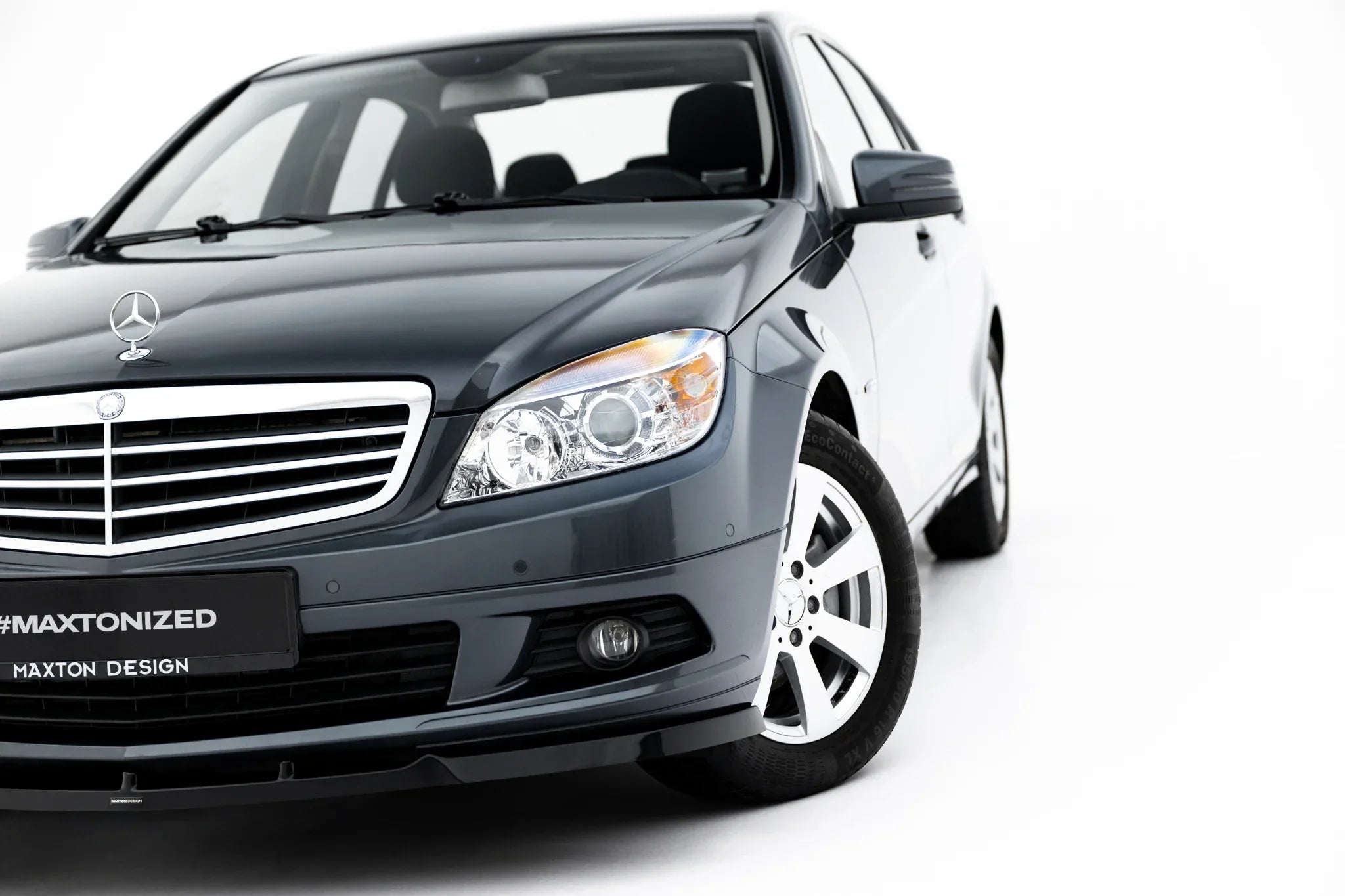 Maxton Design Splitter delantero para Mercedes-Benz C Sedan / Estate W204 / S204 - imagen 5