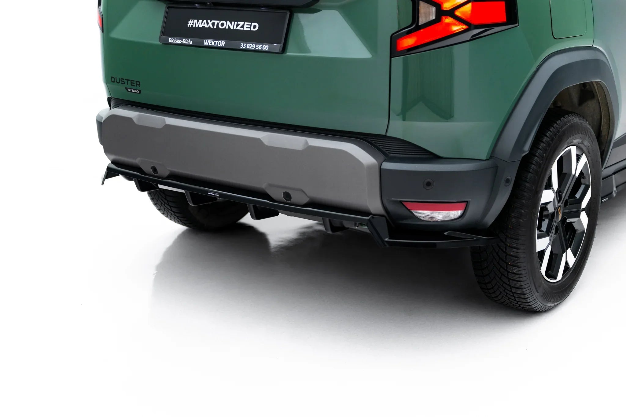 Maxton Design Set of Splitters para Dacia Duster Mk3 - imagen 11