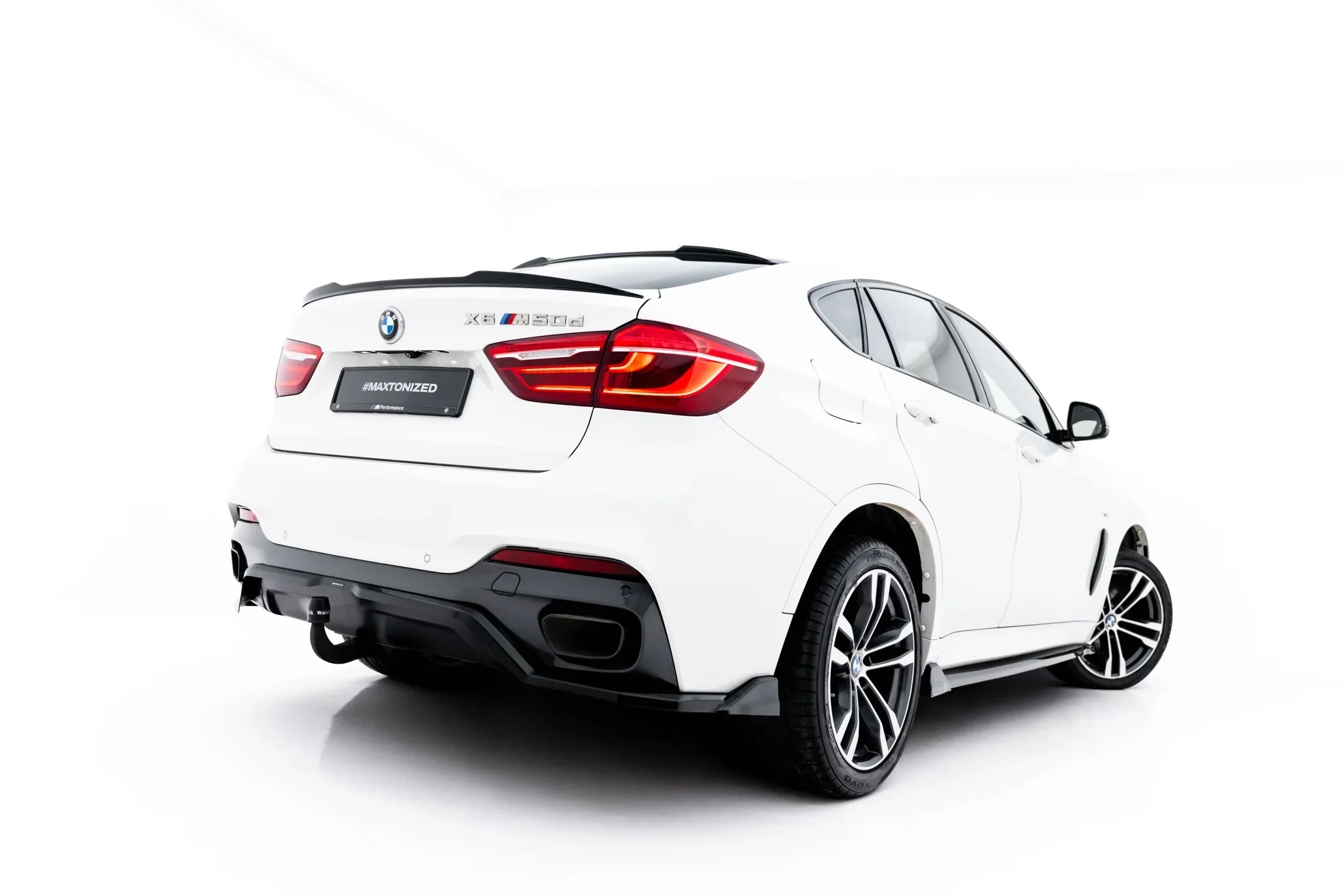 Maxton Design Splitter trasero (With Vertical Bars) para BMW X6 M-Pack F16 - imagen 2