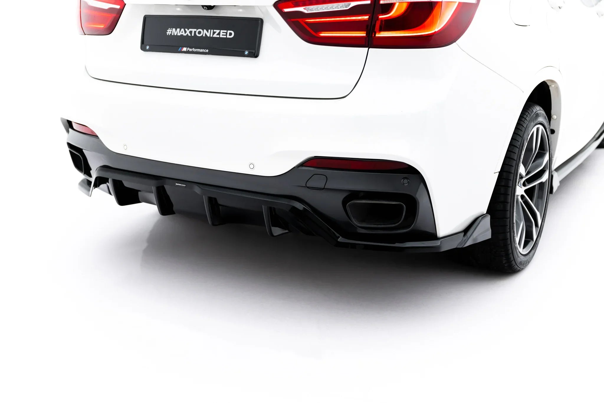 Maxton Design Splitter trasero (With Vertical Bars) para BMW X6 M-Pack F16 - imagen 6