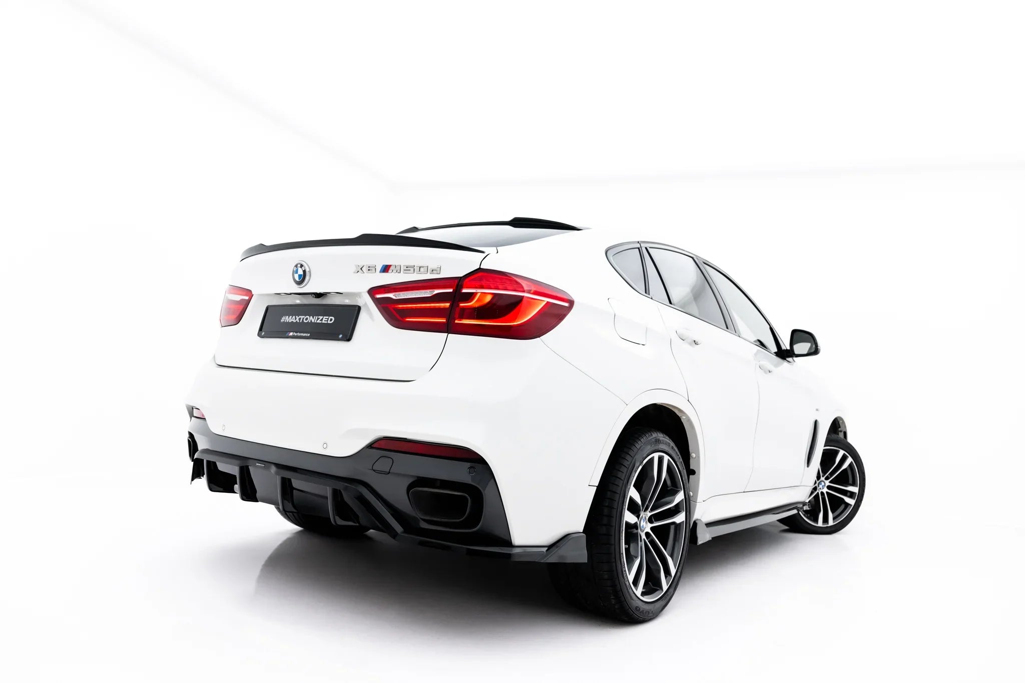 Maxton Design Set of Splitters V.2 para BMW X6 M-Pack F16 - imagen 11