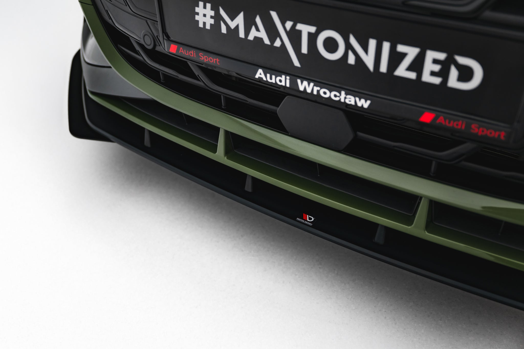Maxton Design Street Pro Front Splitter V.1 + Flaps para Audi S3 Sportback / A3 S-line Sportback 8Y Facelift - imagen 4