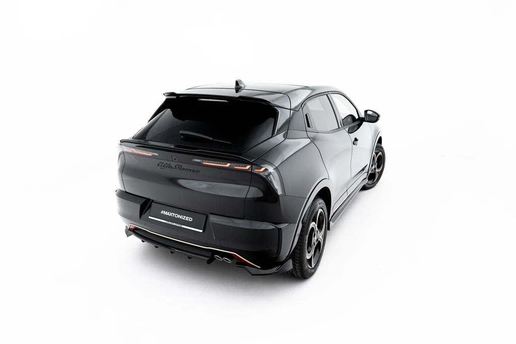 Maxton Design Upper Spoiler Cap para Alfa Romeo Junior Mk1 - imagen 1