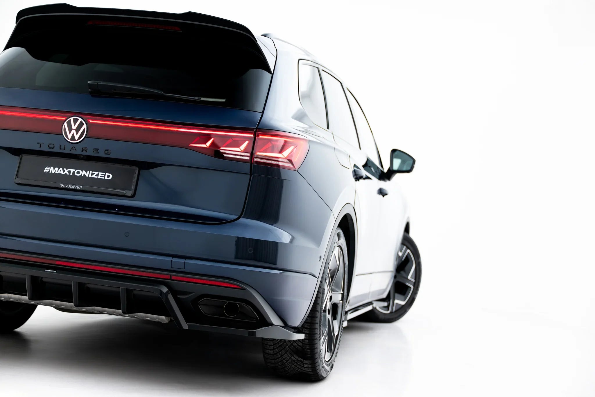 Maxton Design Splitter trasero (with vertical bars) para Volkswagen Touareg Elegance Mk3 Facelift - imagen 6