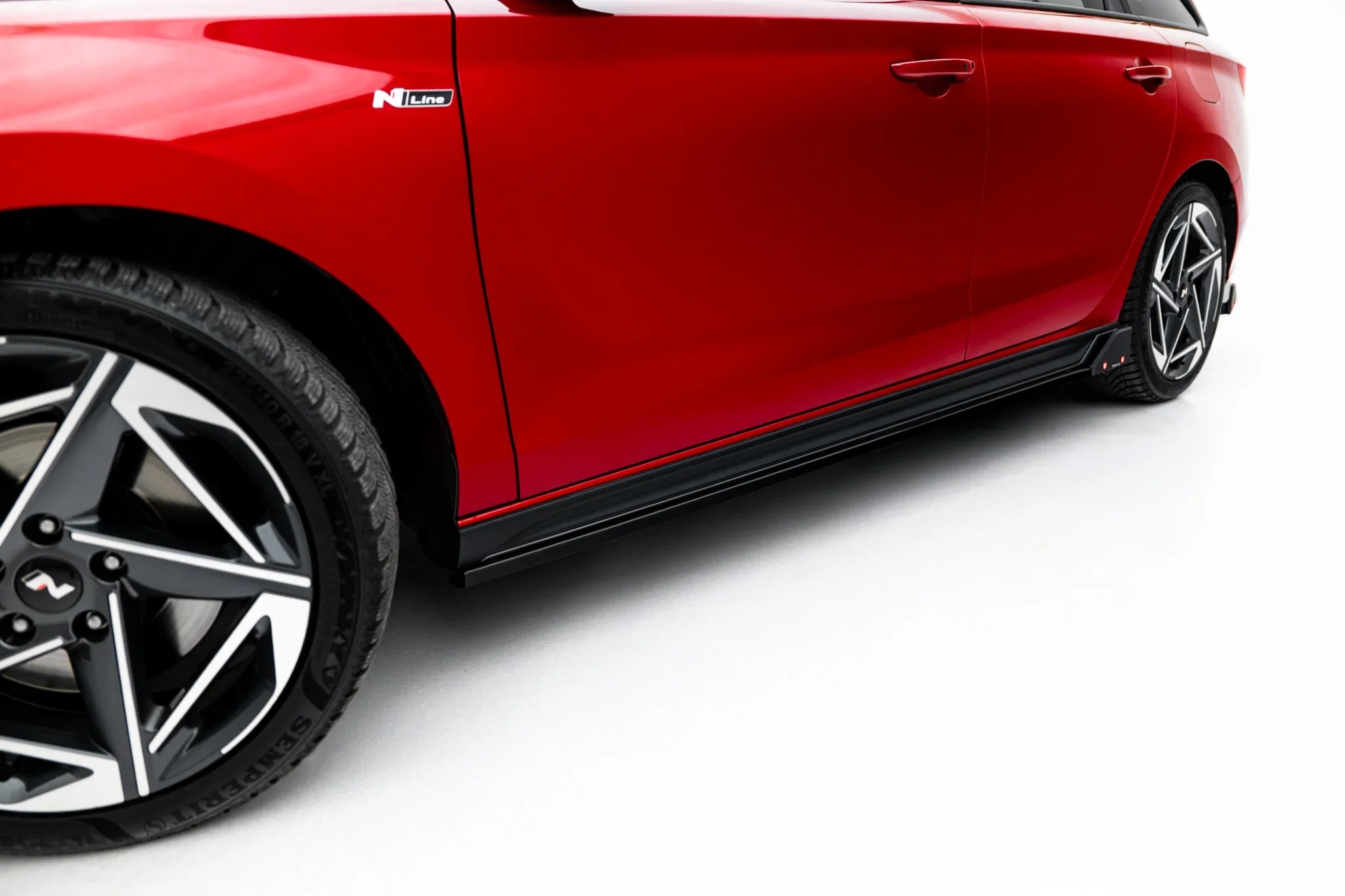 Maxton Design Difusores de taloneras laterales V.3 + Flaps para Hyundai I30 N / N-Line Wagon Mk3 Facelift - imagen 4