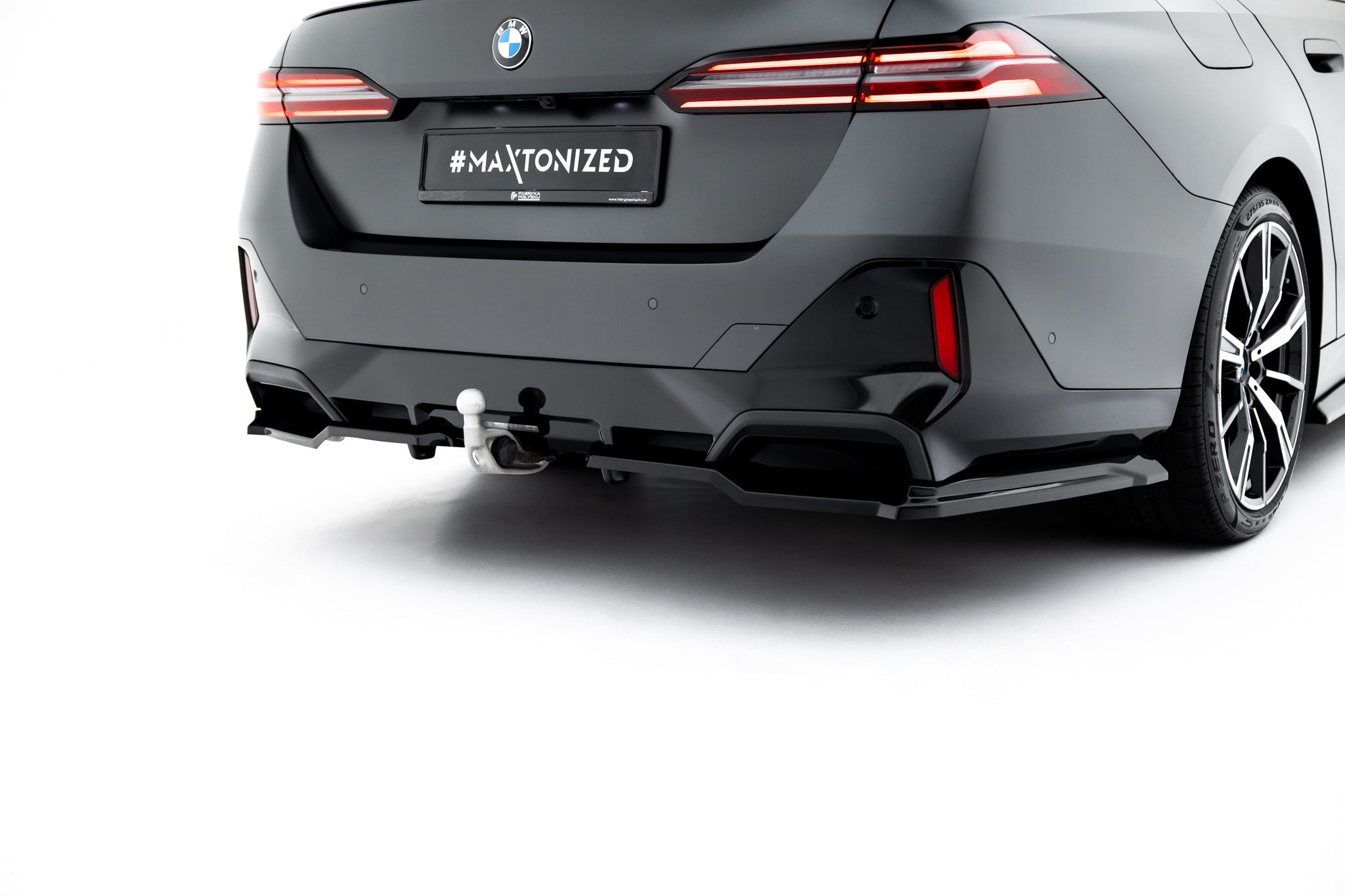 Maxton Design Splitters laterales traseros V.2 para BMW 5 / i5 M-Pack Sedan / Touring G60 / G61 - imagen 3