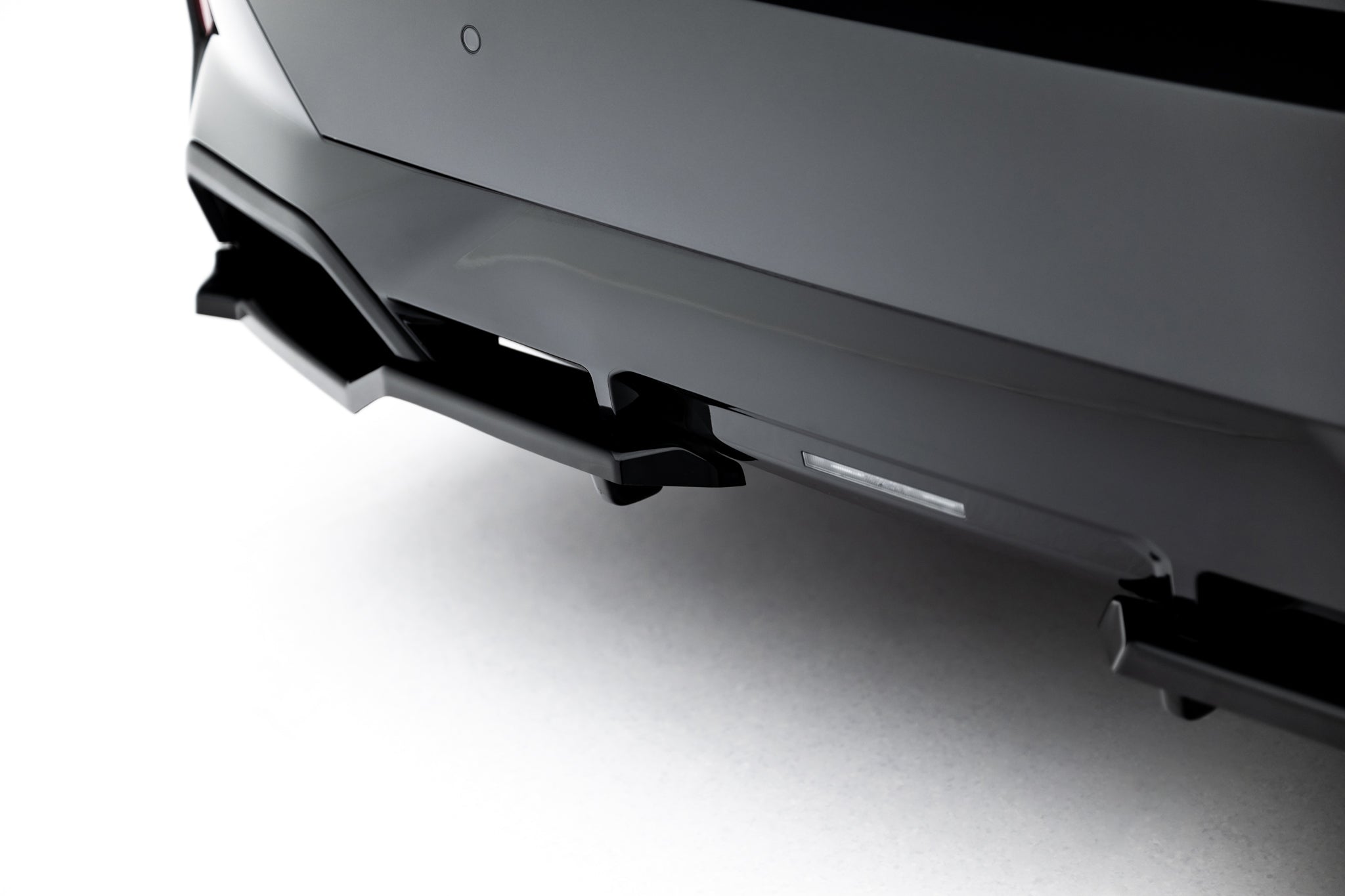 Maxton Design Splitters laterales traseros V.2 para BMW 5 / i5 M-Pack Sedan / Touring G60 / G61 - imagen 8