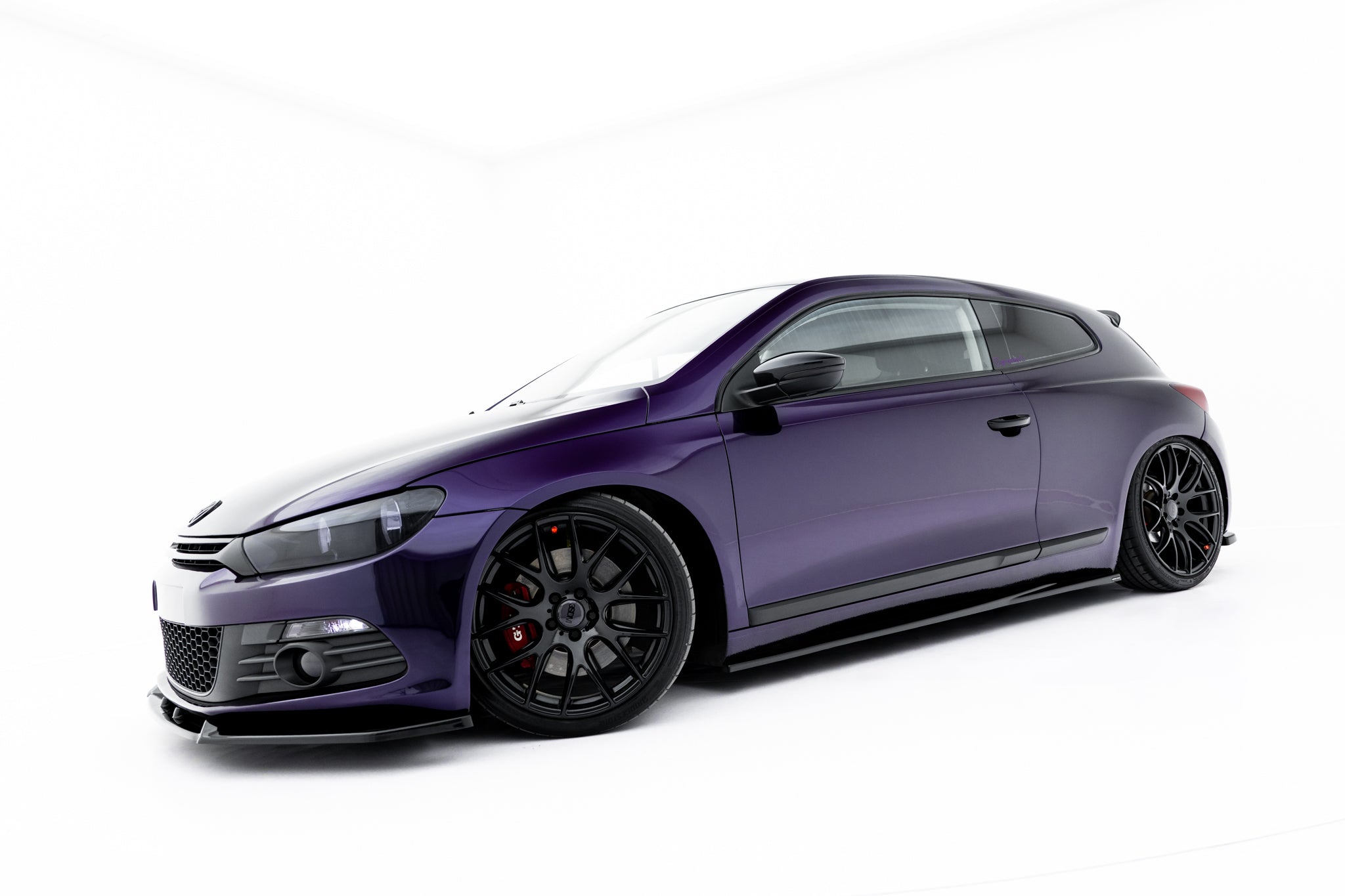 Maxton Design Difusores de taloneras laterales para Volkswagen Scirocco Mk3 - imagen 2