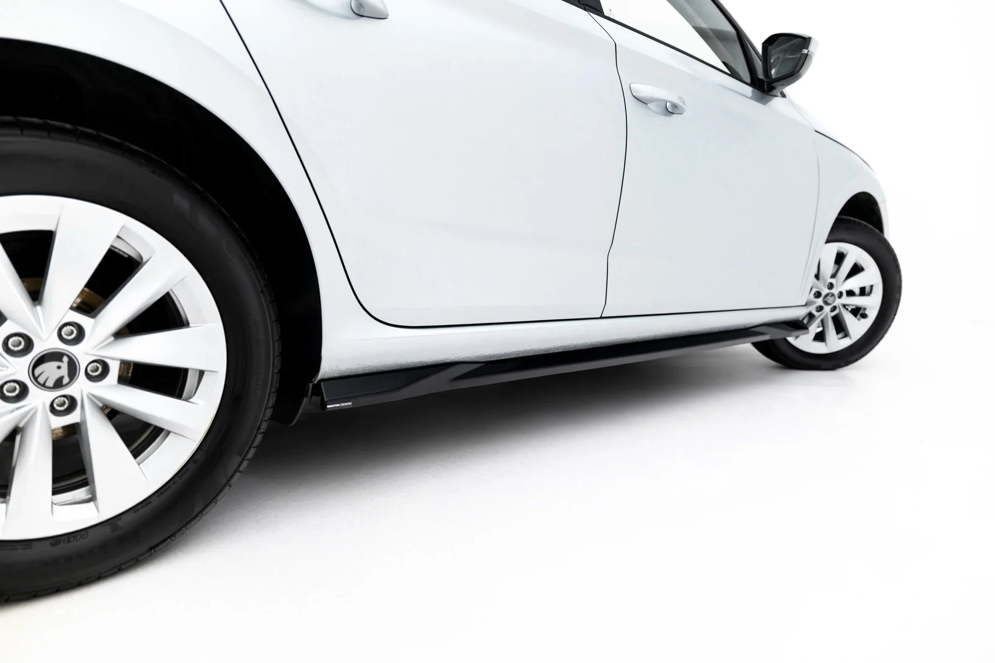 Maxton Design Taloneras laterales para Skoda Scala Mk1 Facelift - imagen 4