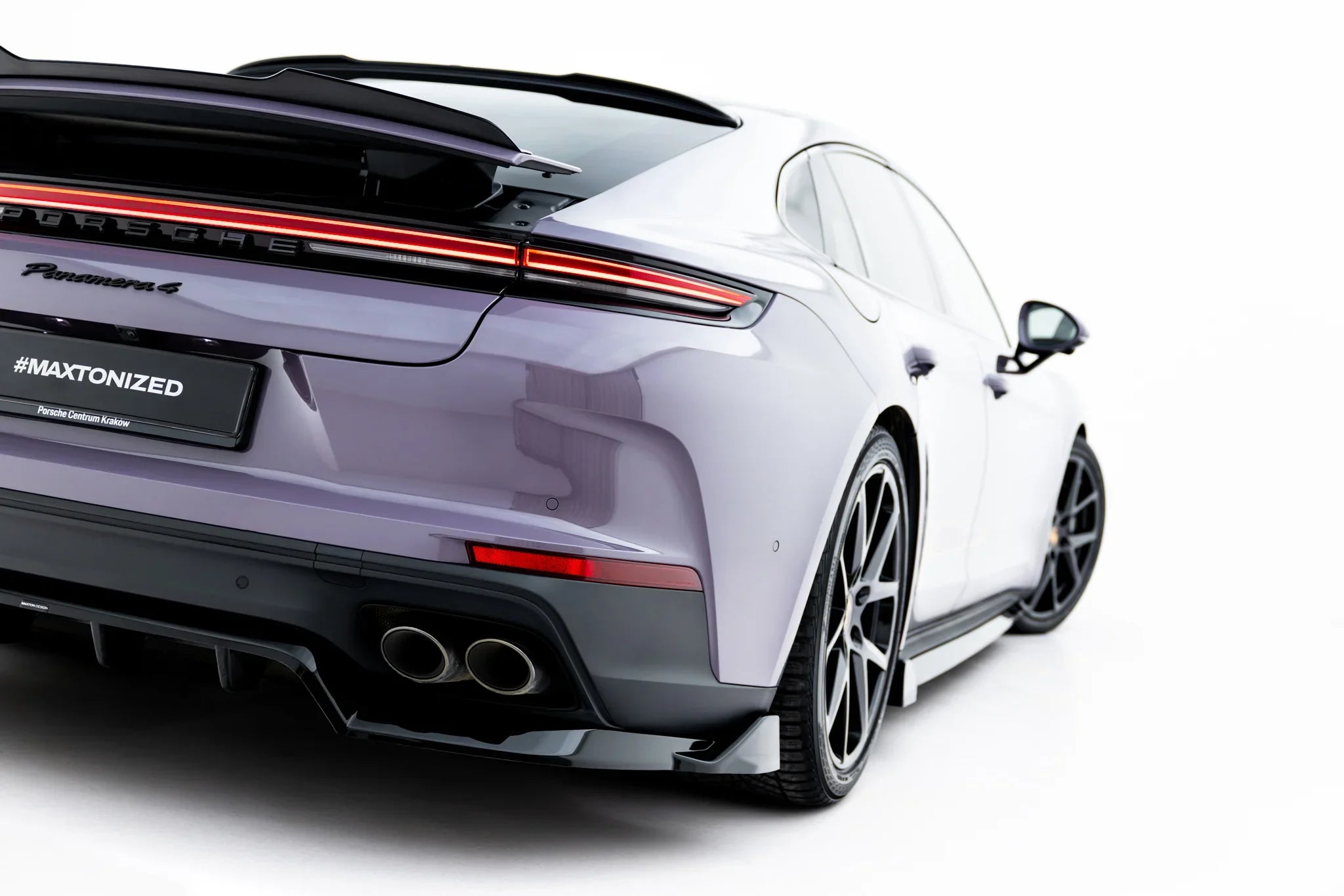 Maxton Design Splitter trasero (with vertical bars) para Porsche Panamera 4 / 4S E-Hybrid / 4 E-Hybrid 972 - imagen 2