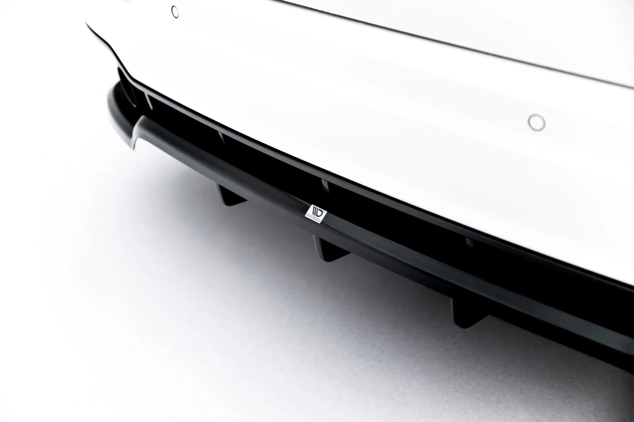 Maxton Design Splitter trasero (With Vertical Bars) para Maserati Grecale GT / Modena Mk1 - imagen 3