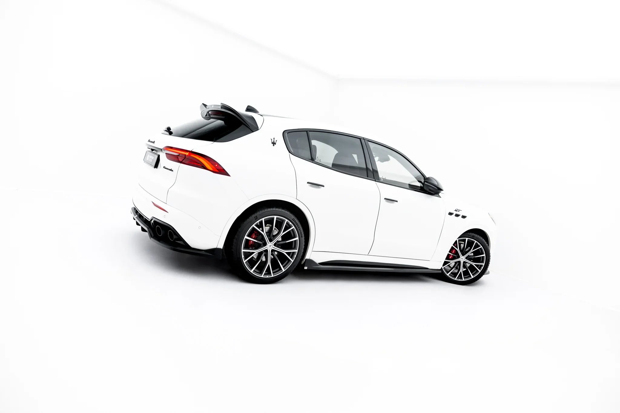 Maxton Design Set Of Splitters para Maserati Grecale GT / Modena Mk1 - imagen 5