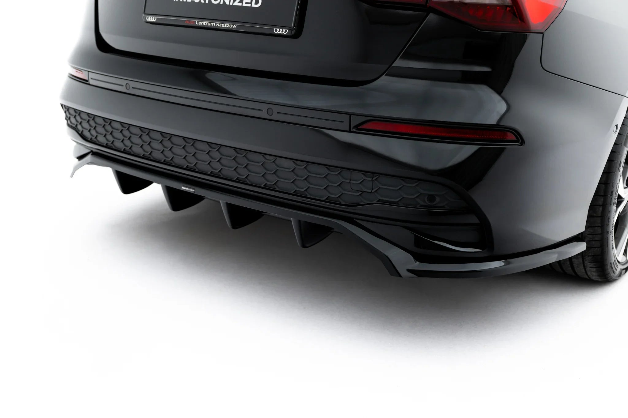 Maxton Design Set of Splitters para Audi A3 Sedan 8Y Facelift - imagen 7