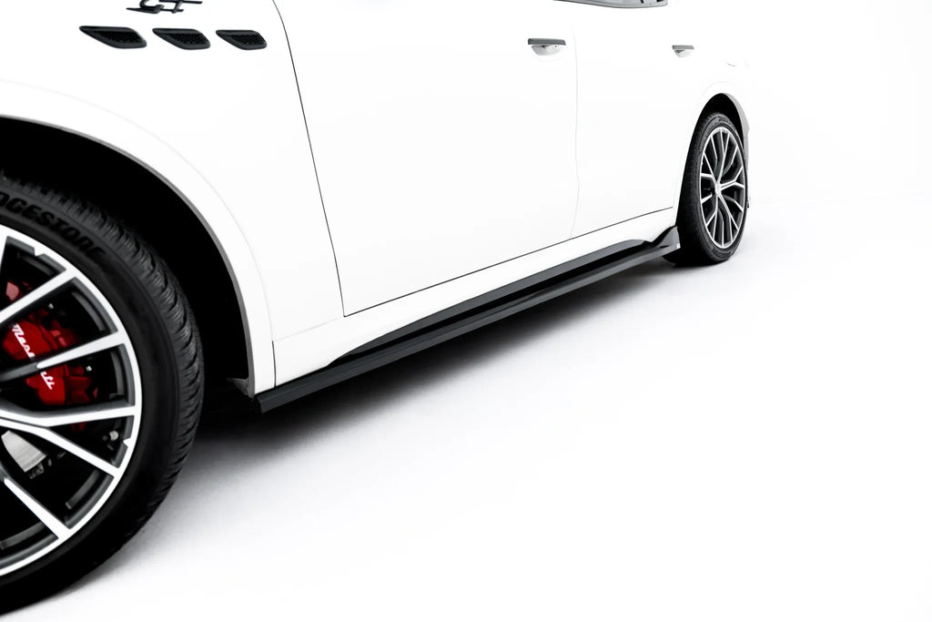 Maxton Design Difusores de taloneras laterales para Maserati Grecale GT / Modena Mk1 - imagen 4