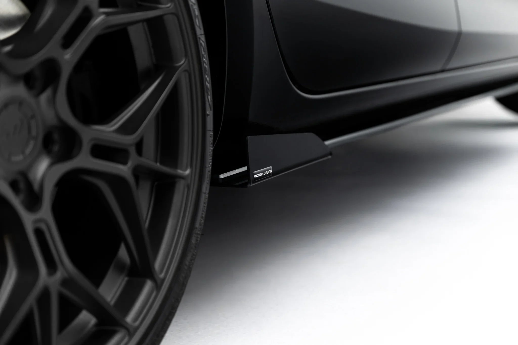 Maxton Design Street Pro Side Skirts Diffusers + Flaps para Cupra Leon ST / Hatchback Mk1 Facelift - imagen 3