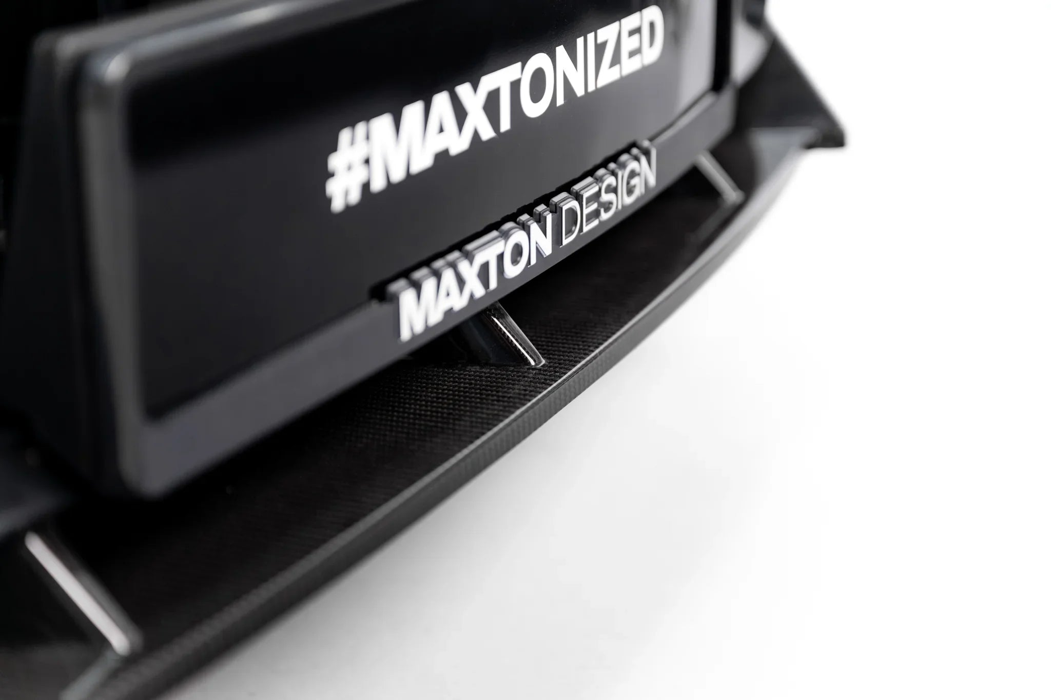 Maxton Design Splitter delantero de fibra de carbono pre-preg para BMW 7 M-Pack / M760e / i7 M-Pack G70 - imagen 5