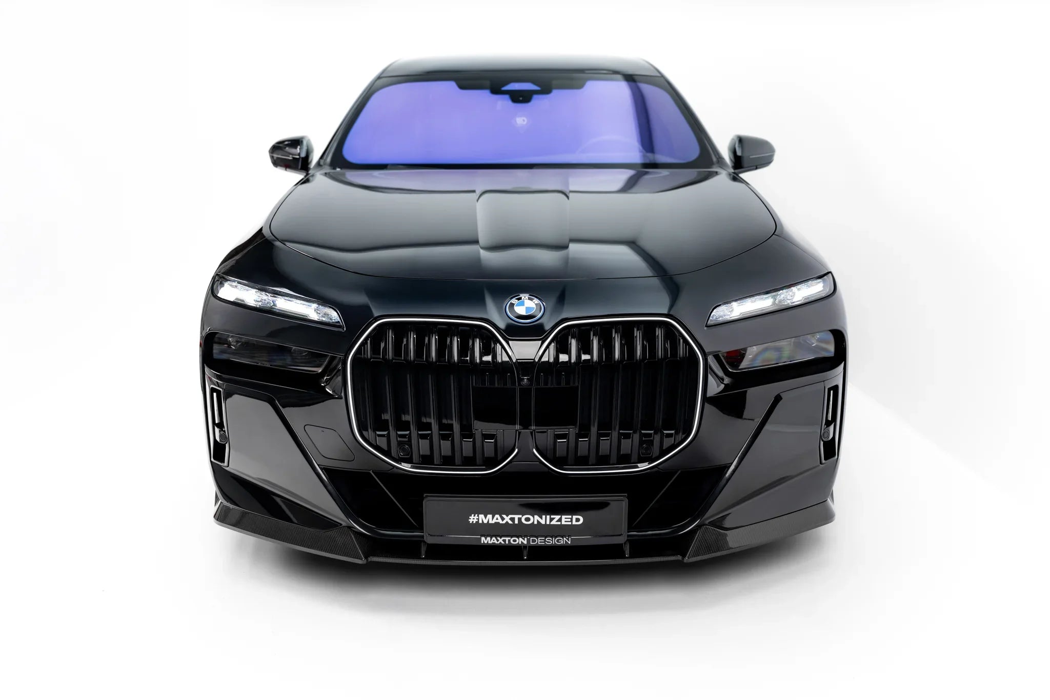 Maxton Design Splitter delantero de fibra de carbono pre-preg para BMW 7 M-Pack / M760e / i7 M-Pack G70 - imagen 2