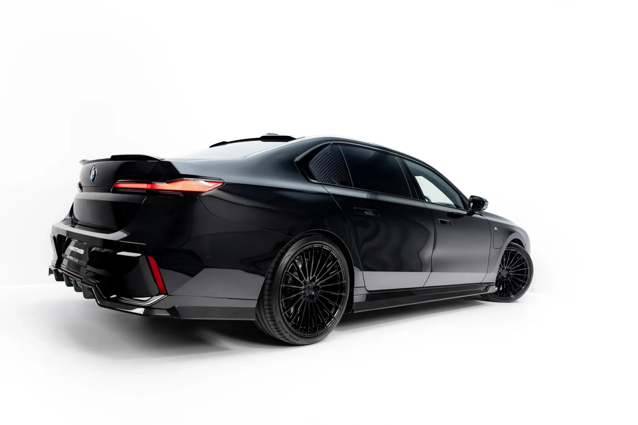 Maxton Design Prepreg Carbon Fiber Side Skirts para BMW 7 M-Pack / M760e / i7 M-Pack G70 - imagen 1