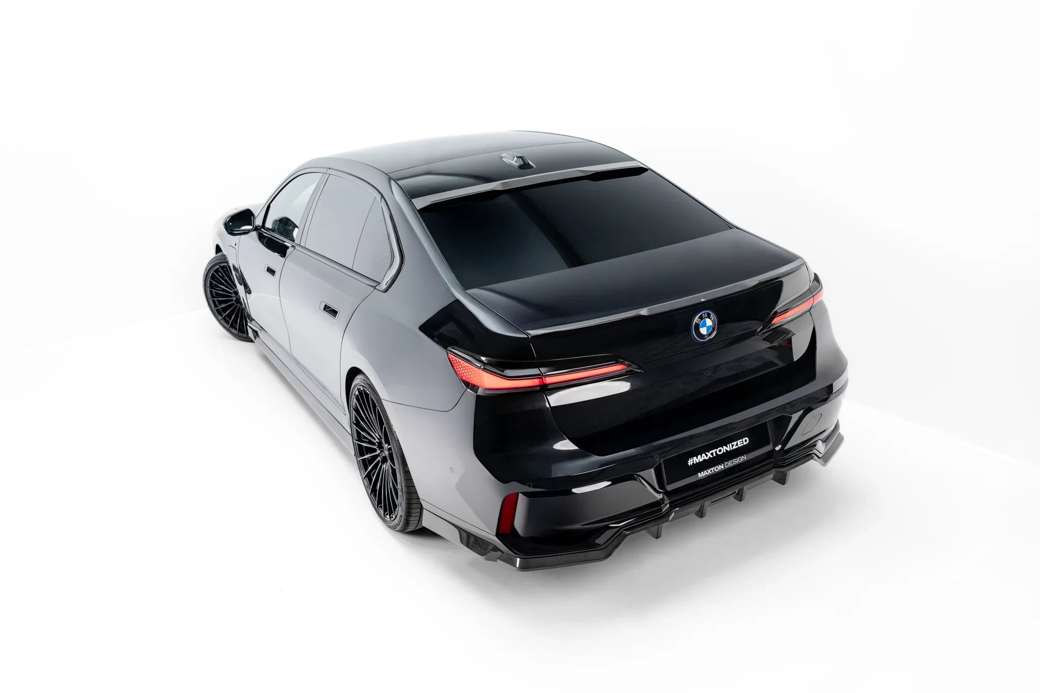 Maxton Design Set of Prepreg Carbon Fiber Splitters para BMW 7 / i7 M-Pack G70 - imagen 18