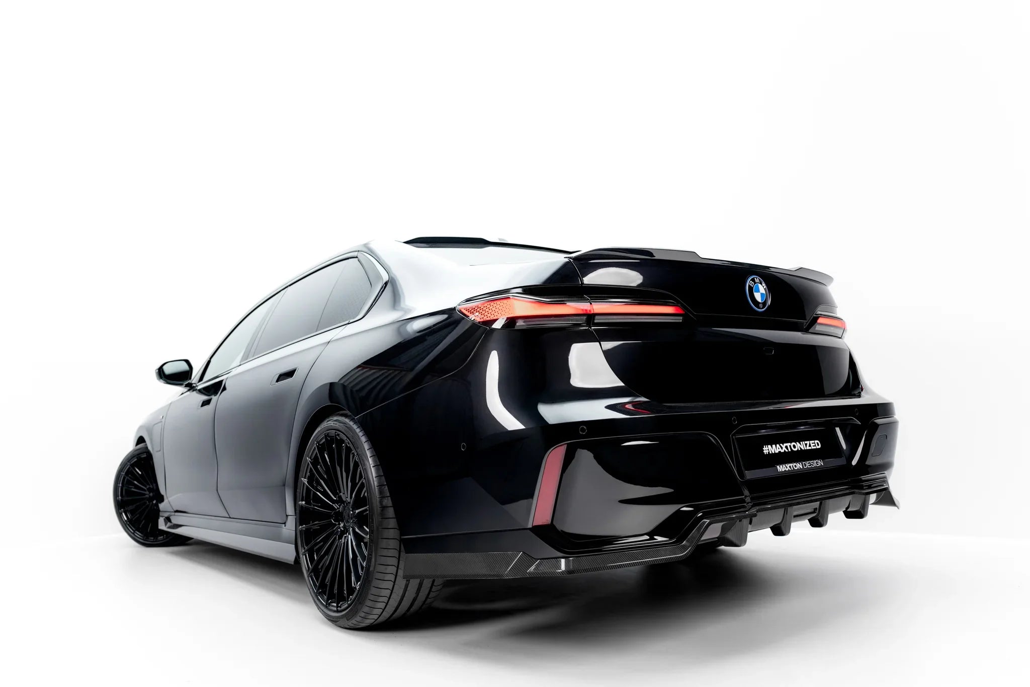 Maxton Design Set of Prepreg Carbon Fiber Splitters para BMW 7 / i7 M-Pack G70 - imagen 13