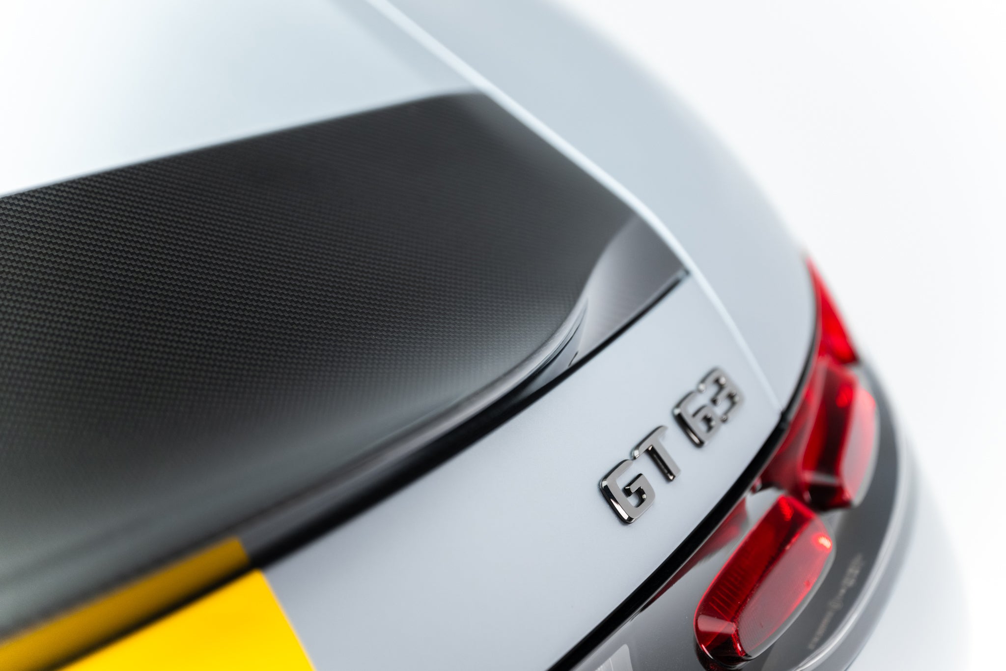 Maxton Design Prepreg Carbon Spoiler V.2 para Mercedes-AMG GT 43 / 55 / 63 / 63 S E Performance C192 - imagen 5