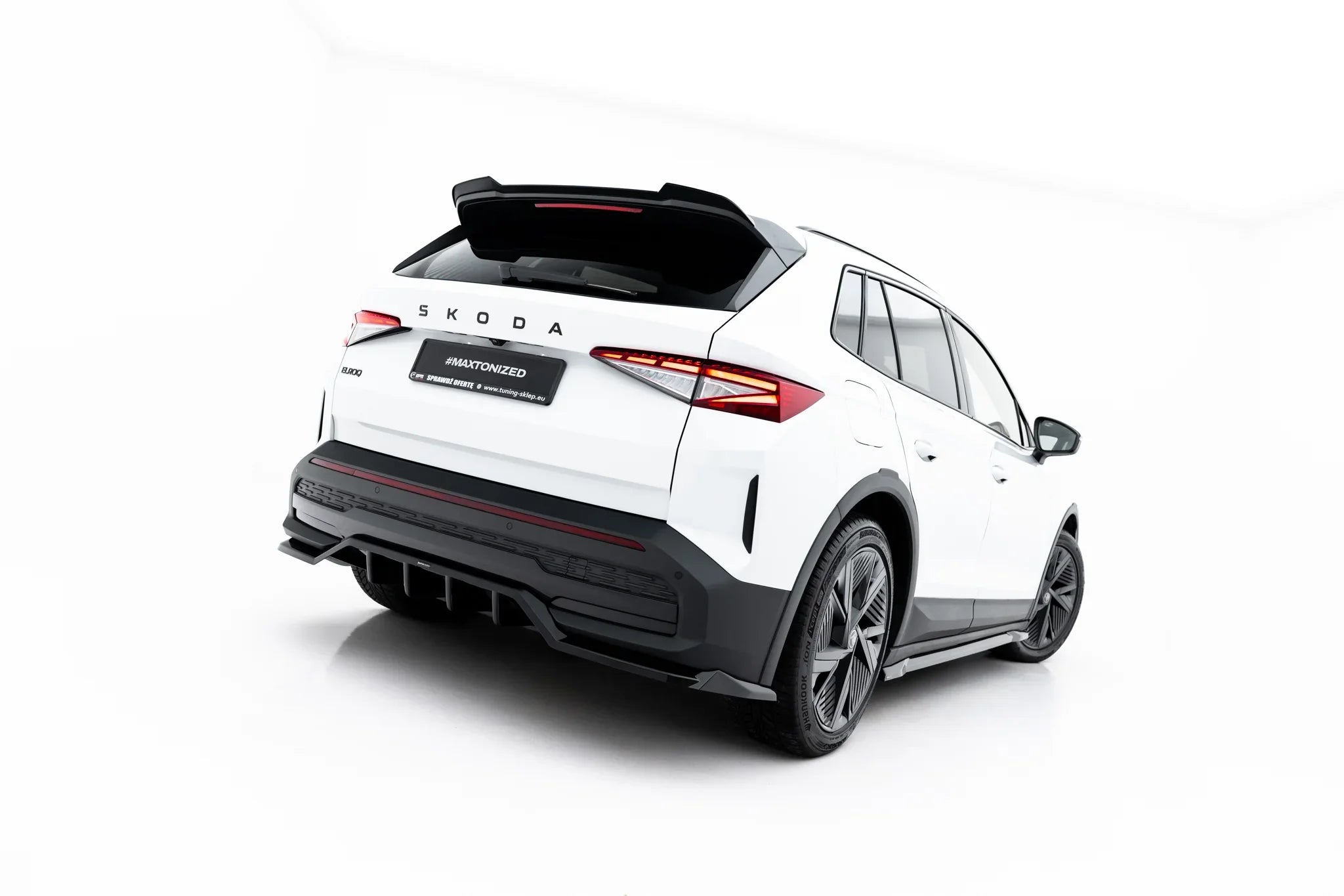 Maxton Design Splitter trasero (with vertical bars) para Skoda Elroq RS Mk1 - imagen 1
