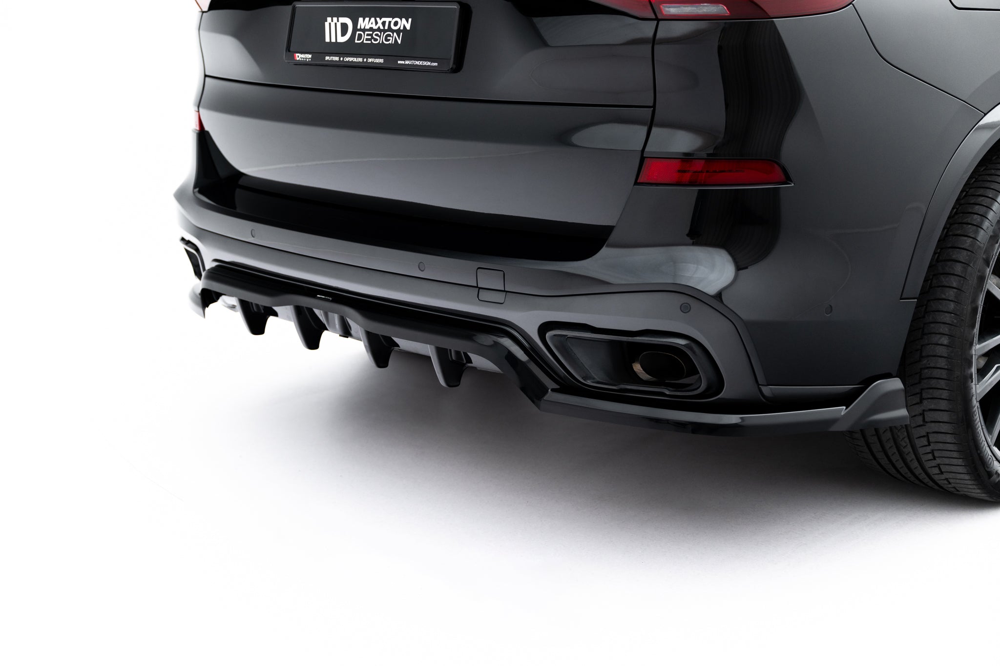 Maxton Design Splitter trasero (With Vertical Bars) para BMW X5 M-Pack G05 - imagen 4