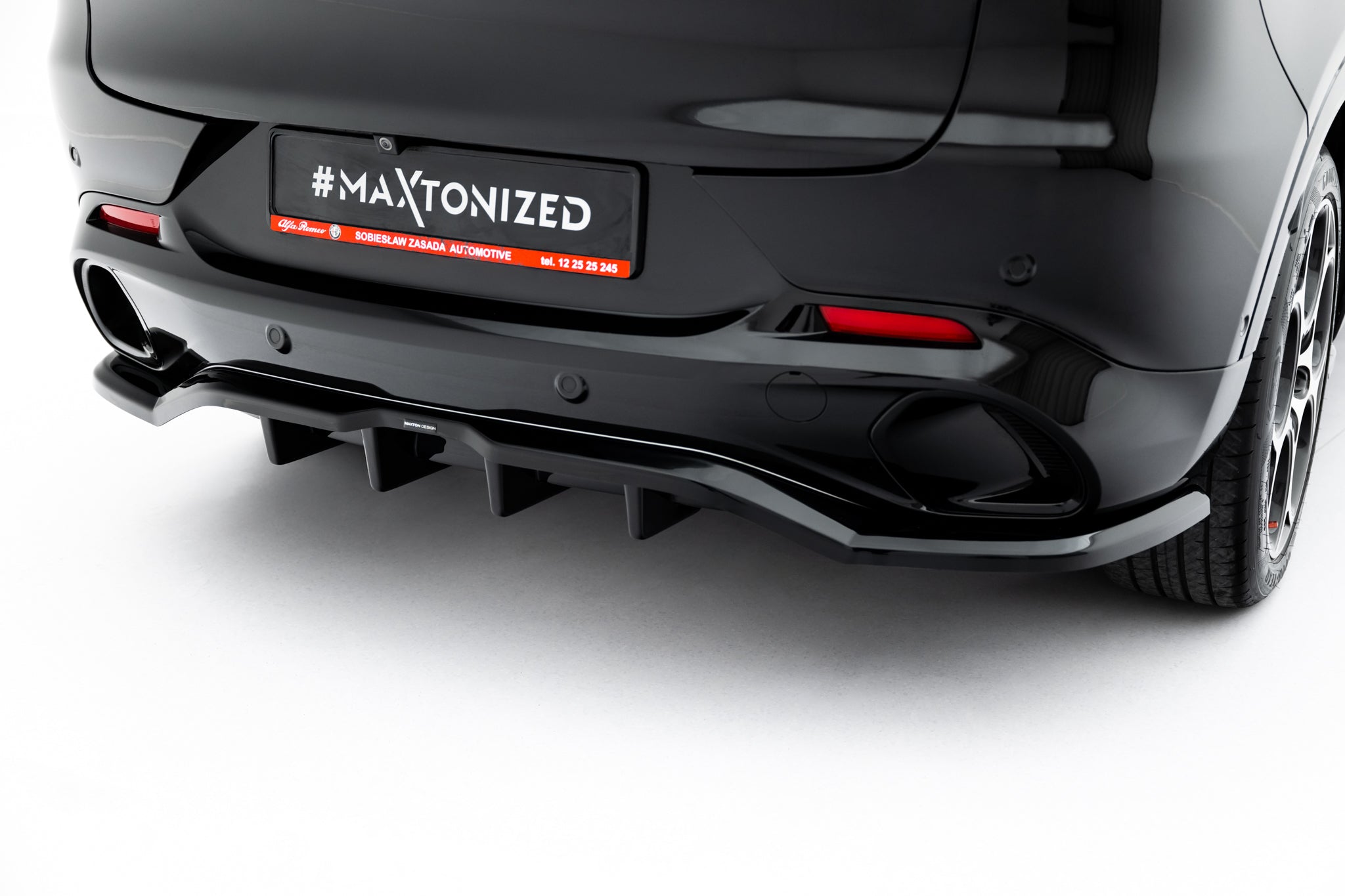 Maxton Design Splitter trasero (With Vertical Bars) para Alfa Romeo Tonale Mk1 - imagen 6
