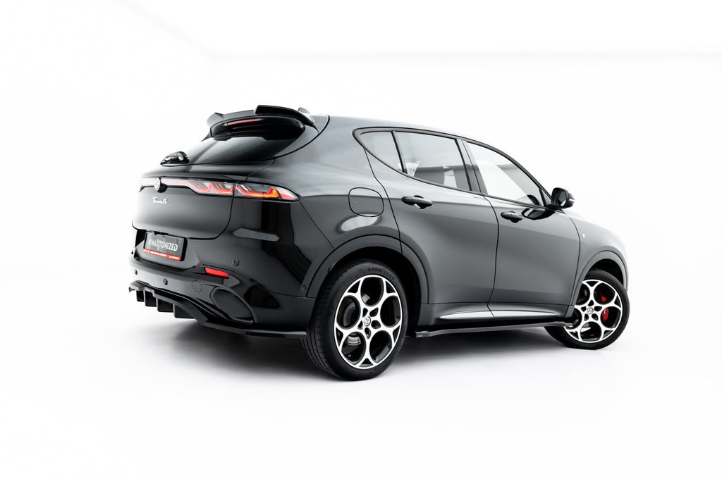Maxton Design Difusores de taloneras laterales para Alfa Romeo Tonale Mk1 - imagen 1