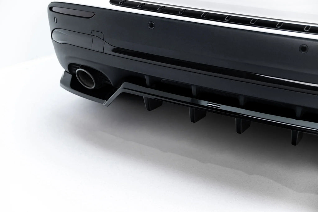 Maxton Design Splitter trasero (with vertical bars) para Mercedes-AMG GLA 35 H247 - imagen 3