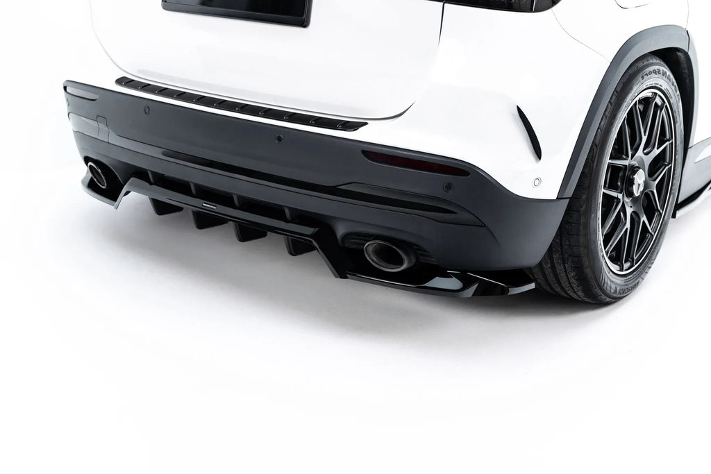 Maxton Design Set of Splitters para Mercedes-AMG GLA 35 H247 - imagen 9