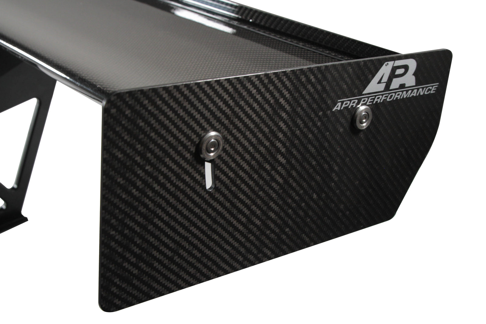GT-250 APR Performance para BMW G42 M240i y BMW G87 M2 en carbono prepreg